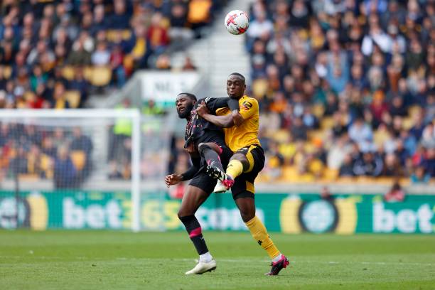 一以中锋组 一以中锋组