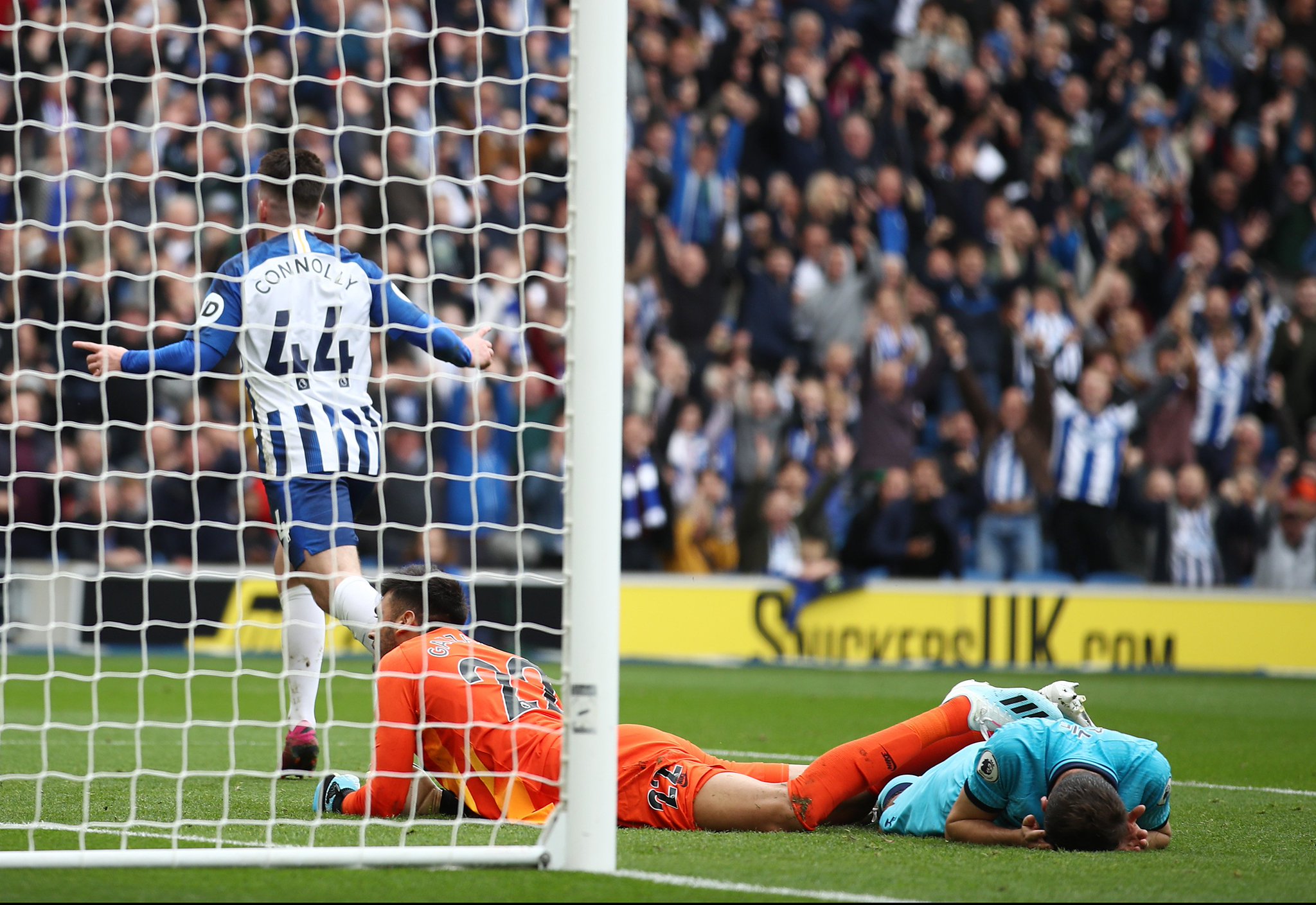 CBA：山东男篮主场不敌广东男篮（CBA赛场：山东男篮主场负于广东男篮）